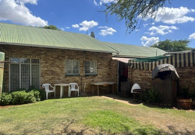 3 Bedroom Property for Sale in Makwassie North West
